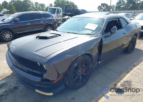 2018 Dodge Challenger 392 Hemi Scat Pack Shaker z USA, uszkodzony, nr VIN 2C3CDZFJ8JH331190